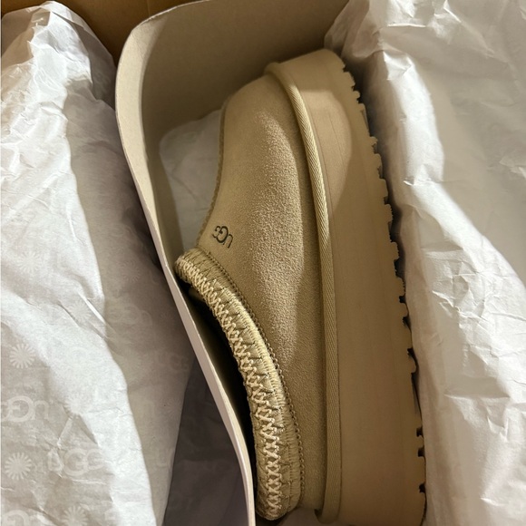 UGG Shoes - UGG Tazz Platform